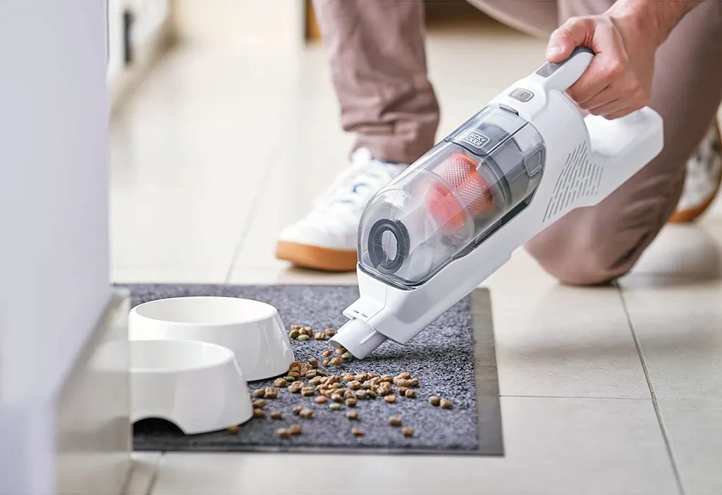 Black & Decker Black + Decker BHFEA515J Akku-Handstaubsauger Mit Stiel Kabellos Beutellos 33 AW 5 Black & Decker Black + Decker BHFEA515J Akku-Handstaubsauger Mit Stiel Kabellos Beutellos 33 AW – Bild 5