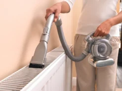 Black & Decker Black&Decker PD1820L Kleinstaubsauger, 25 Watt -SaugProfi Sparmarkt baa20eb8f55374a9c3ac974e7dc3b0e3