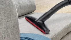 Bosch Serie 6 BGC41XSIL Staubsauger Zylinder-Vakuum Trocken 700 W Beutellos -SaugProfi Sparmarkt ccbc0e0c5d05446b9a15c2ada26823b2