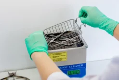 KaiserRein Ultraschallreiniger Konzentrat Flüssig 2x1 L Ultraschall Reinigungsmittel Reiniger Für Ultraschallgerät Zur Profi Reinigung Von Schmuck, Brillen -SaugProfi Sparmarkt da8b96e2868181646460aedcd638ff35