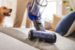 Philips SpeedPro Max 2-in-1 Kabelloser Staubsauger, 360°-Saugdüse, Inkl. Zubehör, 25.2 V, 70 Min. Akku, Blau (XC8049/01) -SaugProfi Sparmarkt ebe7ec0043aafc602fe833b8fcb7dd23 1