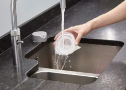 Black & Decker Black + Decker NVC220WC Akku-Handstaubsauger Kabellos Beutellos 15,5 AW -SaugProfi Sparmarkt ef928cd14a3365c91b4a953f841f8459